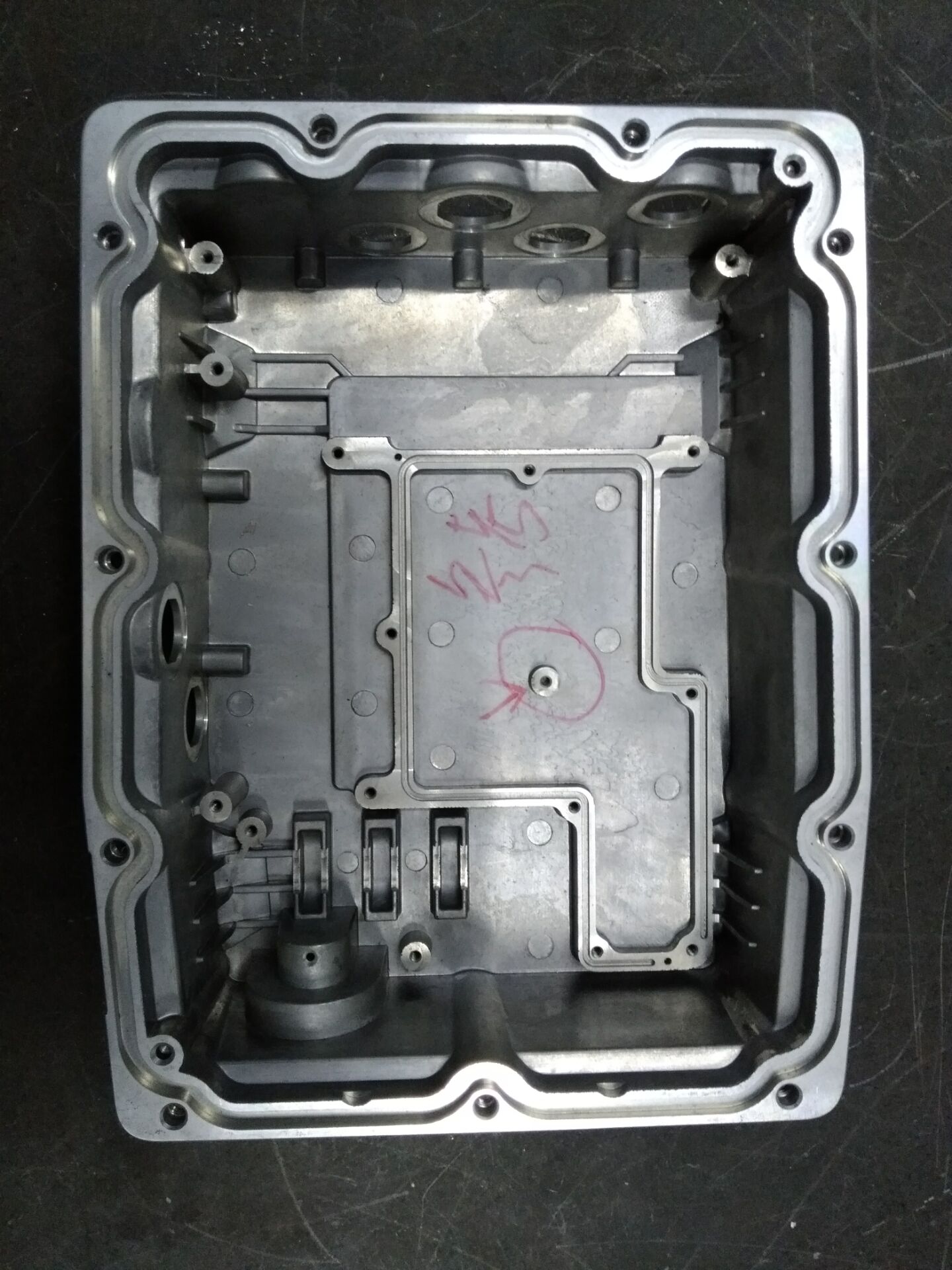 As a custom plastic injection mould factory, what is your terms of payment?