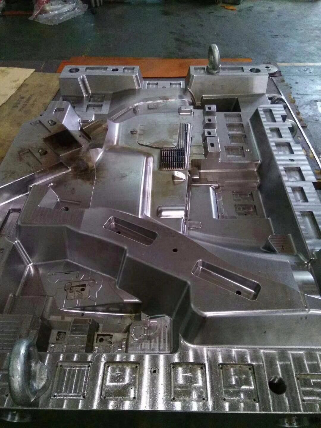 As a motorcycle plastic mould suppliers,how to ensure the quality of its products?